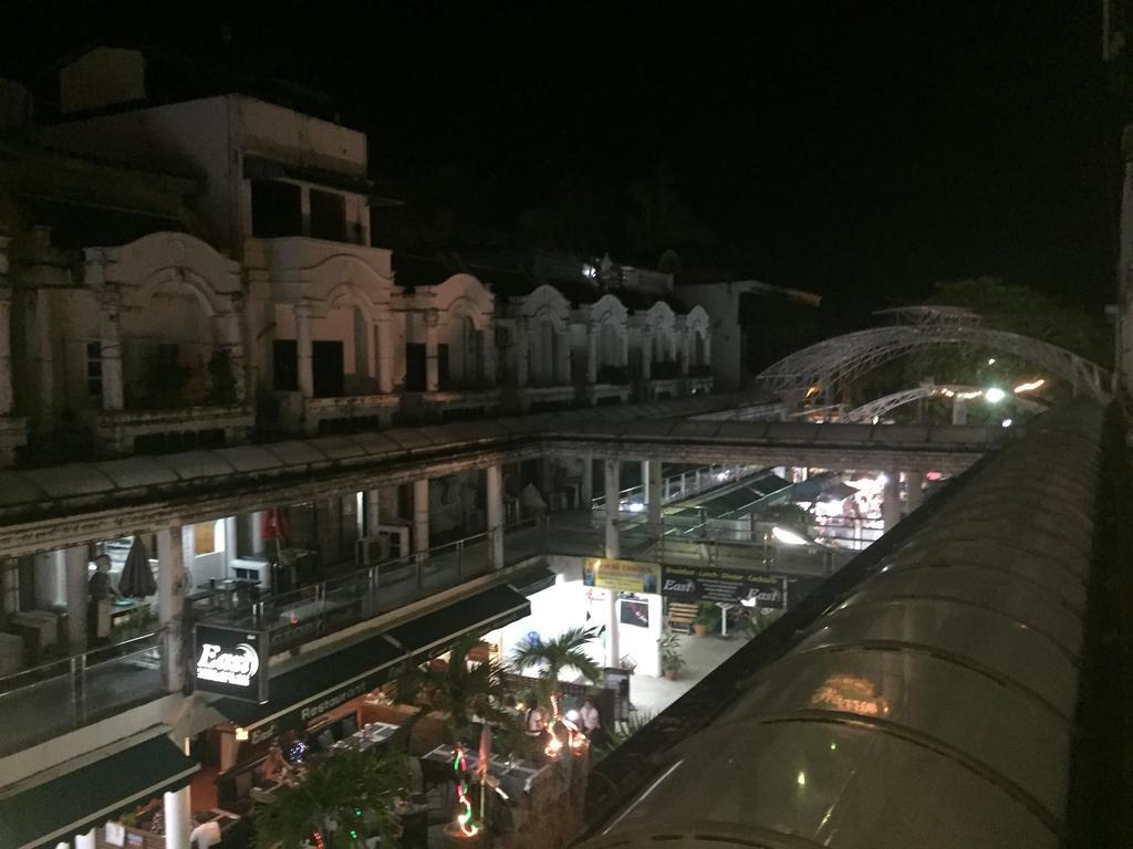 Cafe De Paris Hotel Patong ภายนอก รูปภาพ